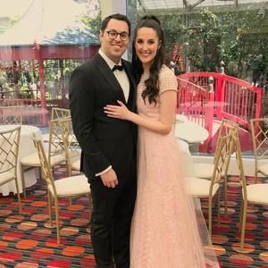 Meet your Posher, Ari